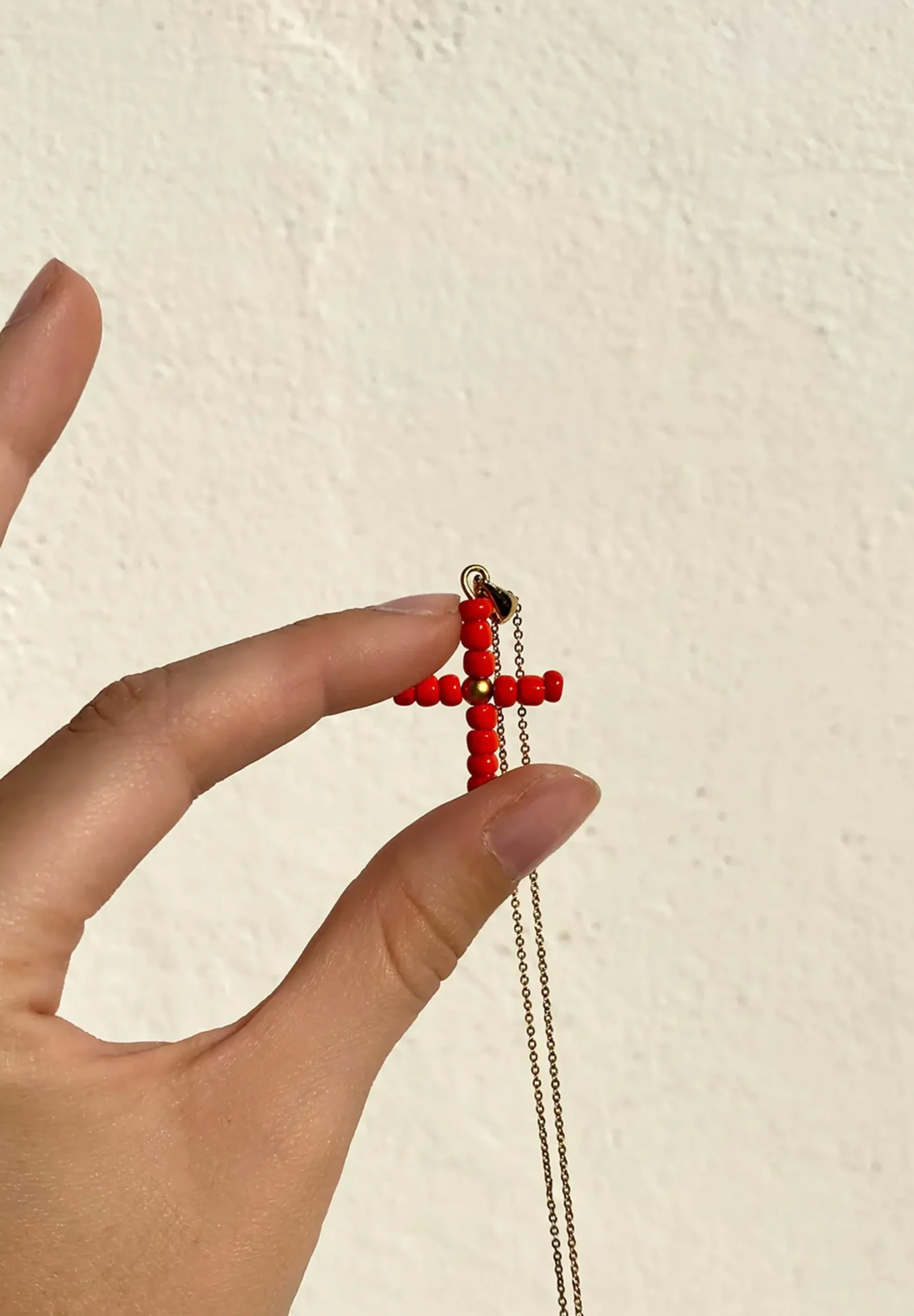 ALHAJA CULT STORE | COLLAR CORAL CROSS