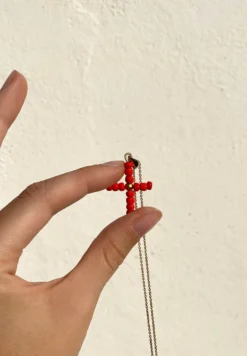 ALHAJA CULT STORE | COLLAR CORAL CROSS