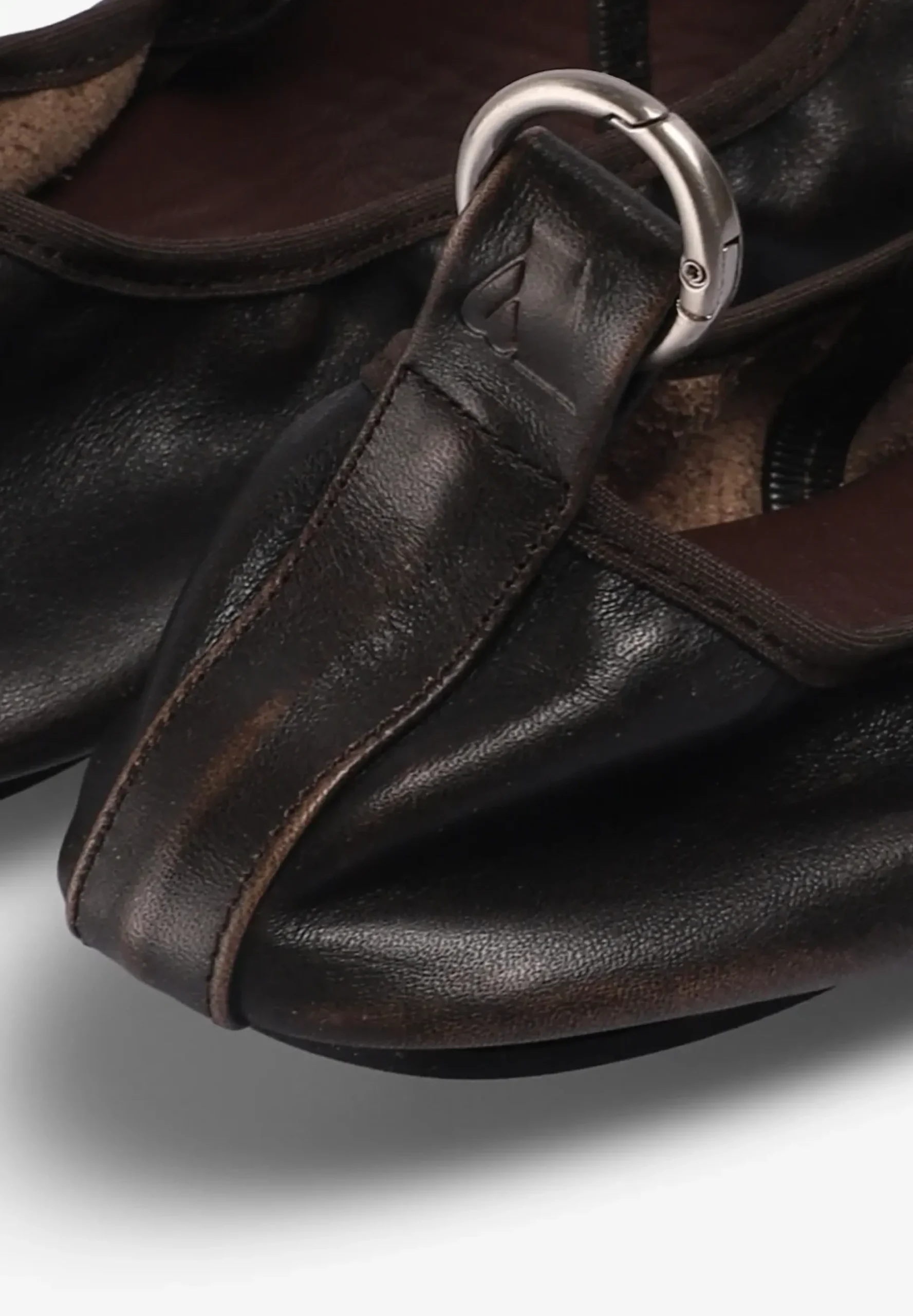 ALOHAS | BAILARINAS NAIRA BAREFOOT LEATHER