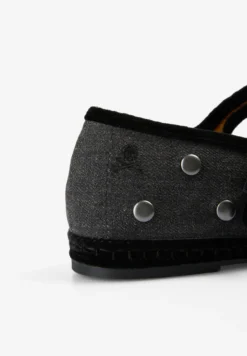 BAILARINAS STUDS DOBLE HEBILLA