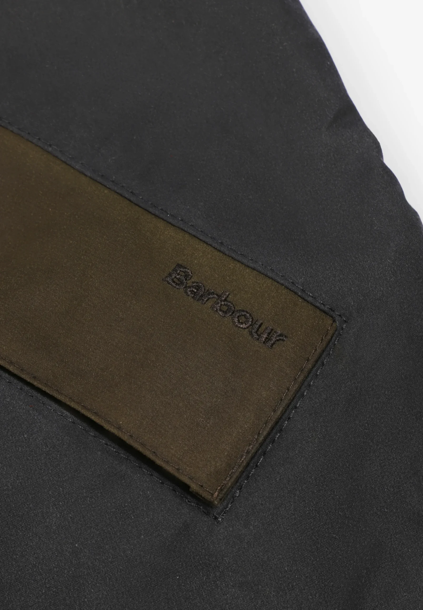 BARBOUR | CHAQUETA ENCERADA PATCHWORK TRANSPORT MUJER