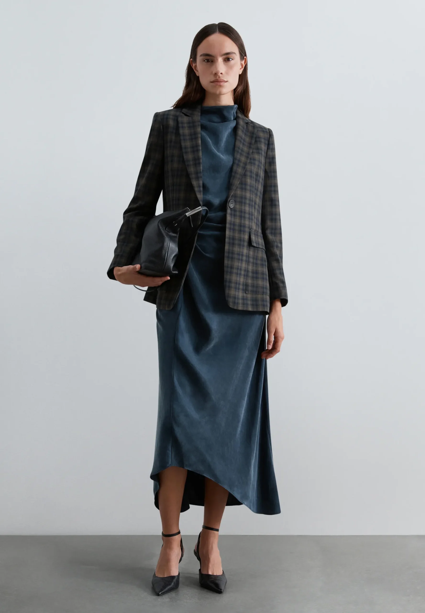 BLAZER CUADROS CON CINTURÓN