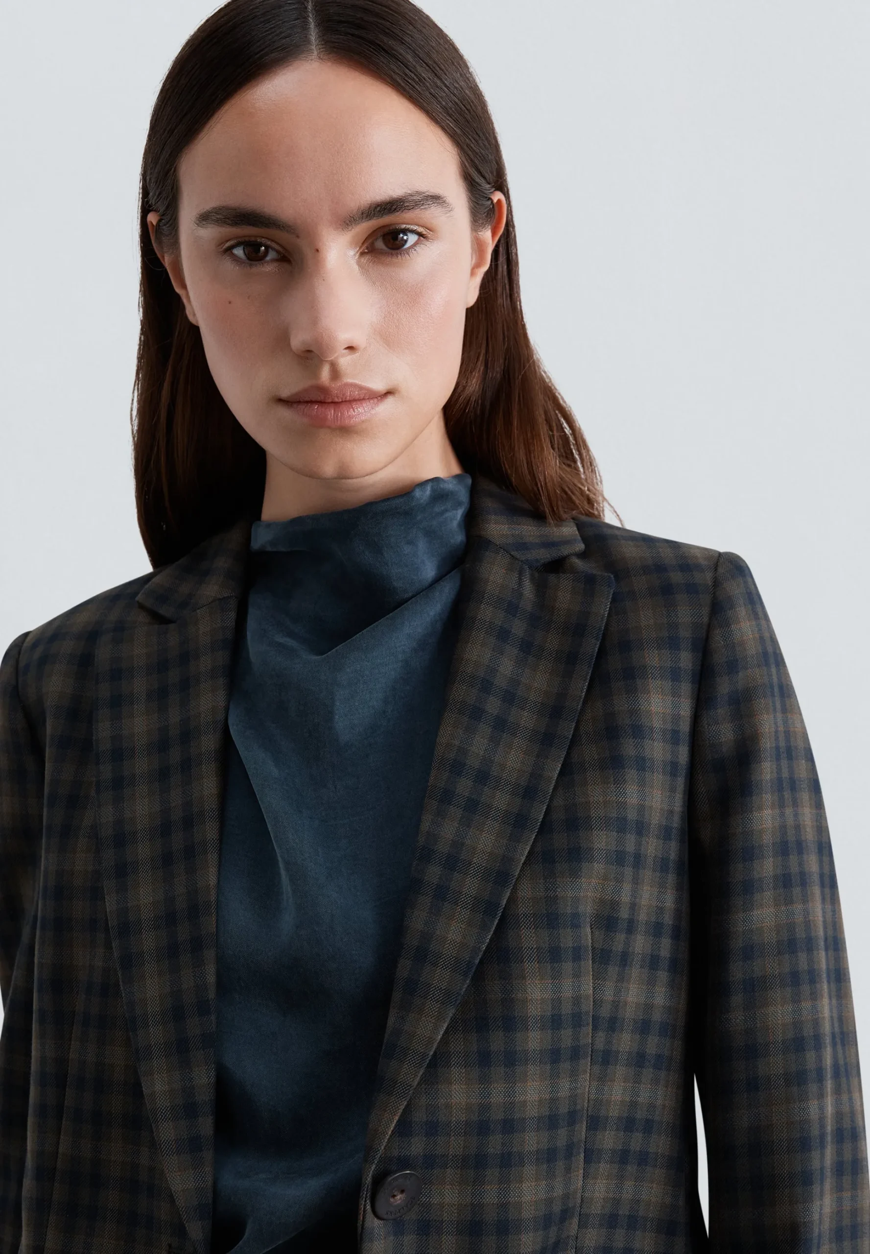 BLAZER CUADROS CON CINTURÓN