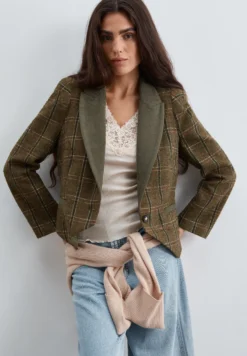 BLAZER CUADROS DETALLE SOLAPA