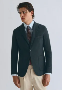 BLAZER ENTALLADA BOLSILLOS