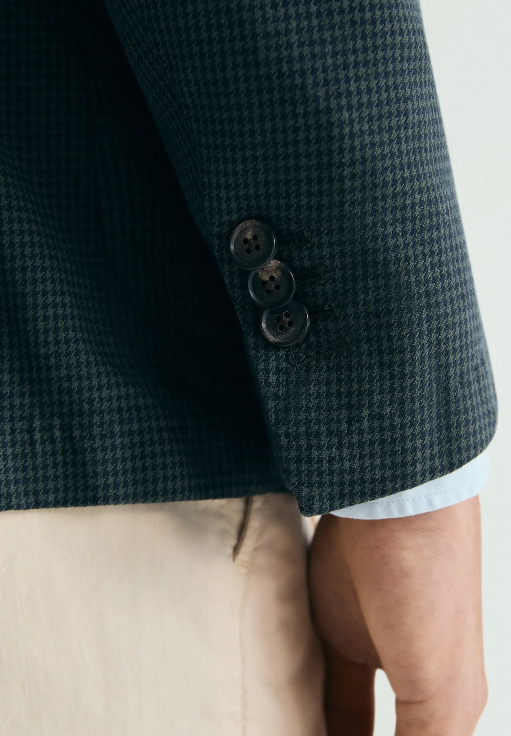 BLAZER ENTALLADA BOLSILLOS