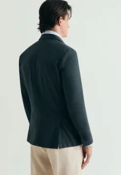BLAZER ENTALLADA BOLSILLOS