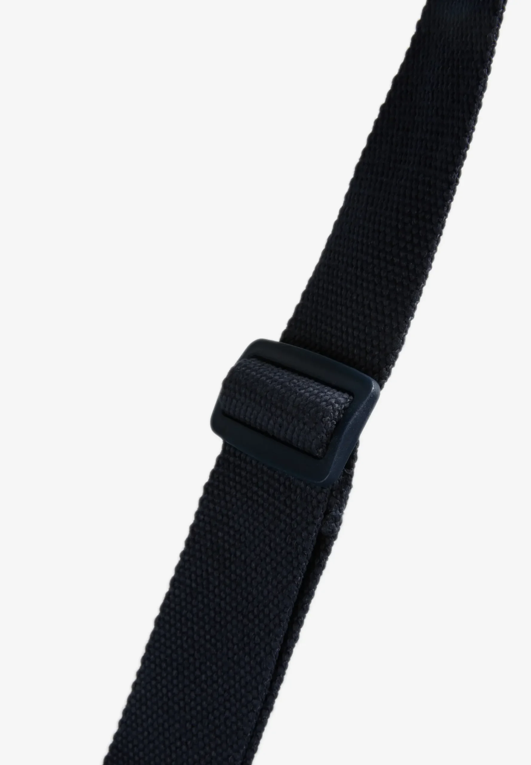 BOLSA DEPORTIVA TIPO DUFFLE