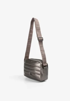 BOLSO BANDOLERA ACOLCHADA METALIZADA