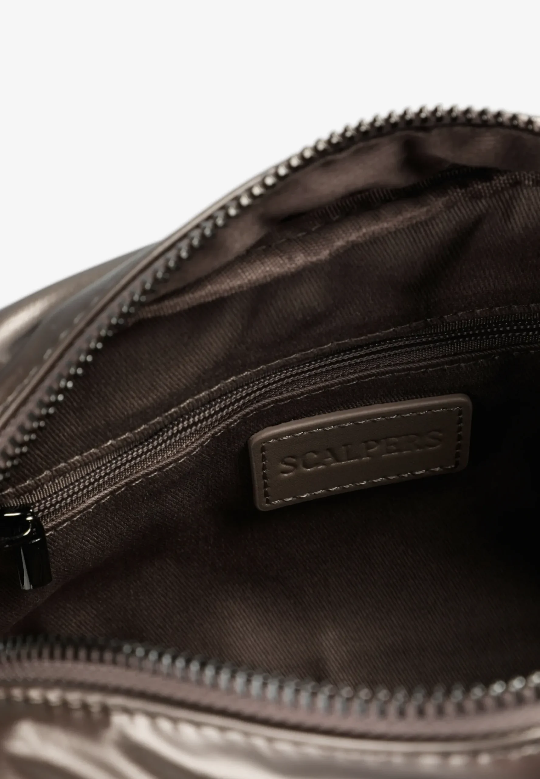 BOLSO BANDOLERA ACOLCHADA METALIZADA