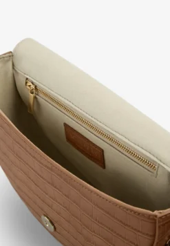 BOLSO BANDOLERA PIEL RELIEVE