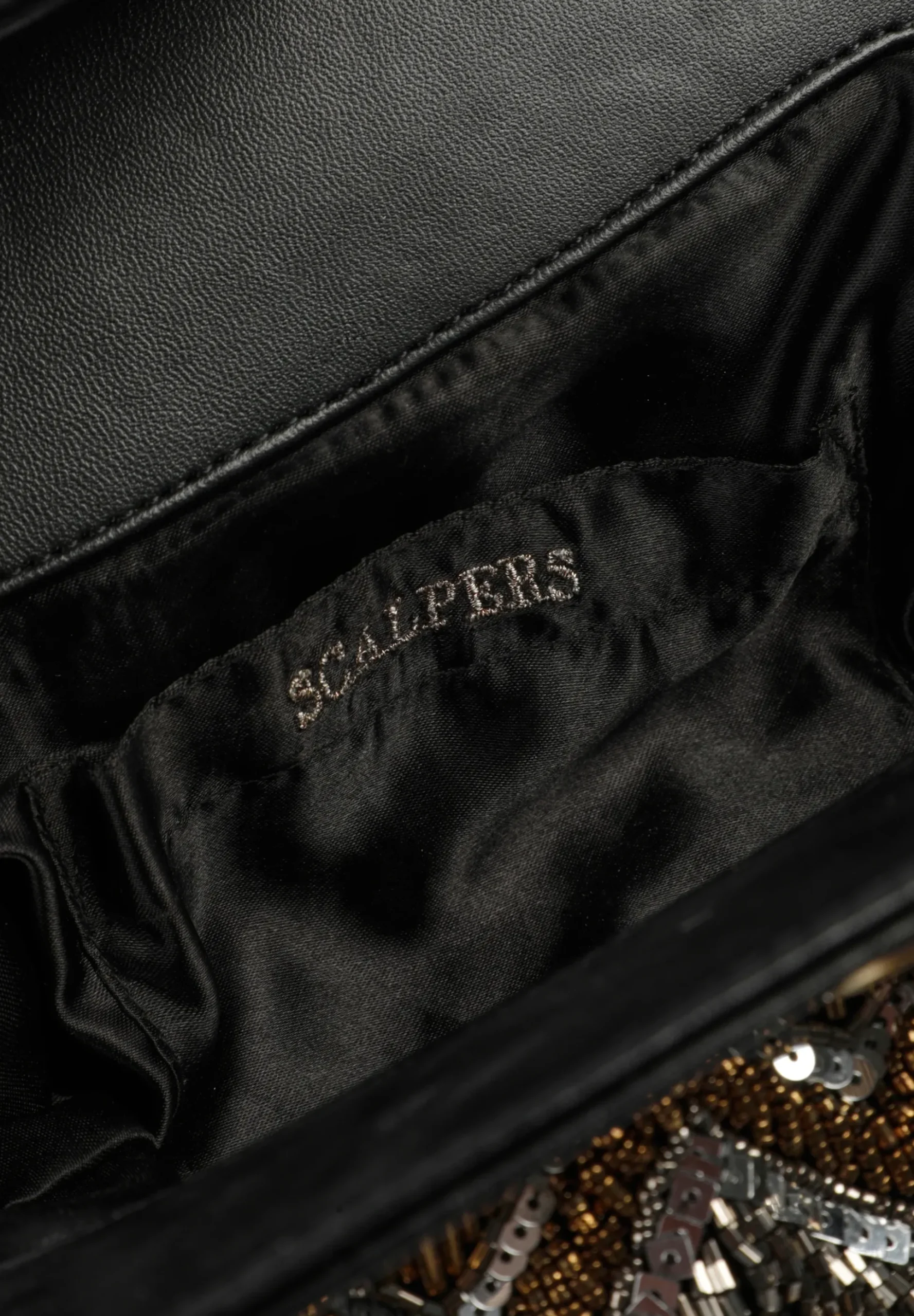 BOLSO CLUTCH ABALORIOS