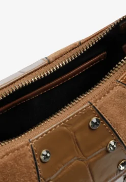 BOLSO COMBINADO TACHUELAS