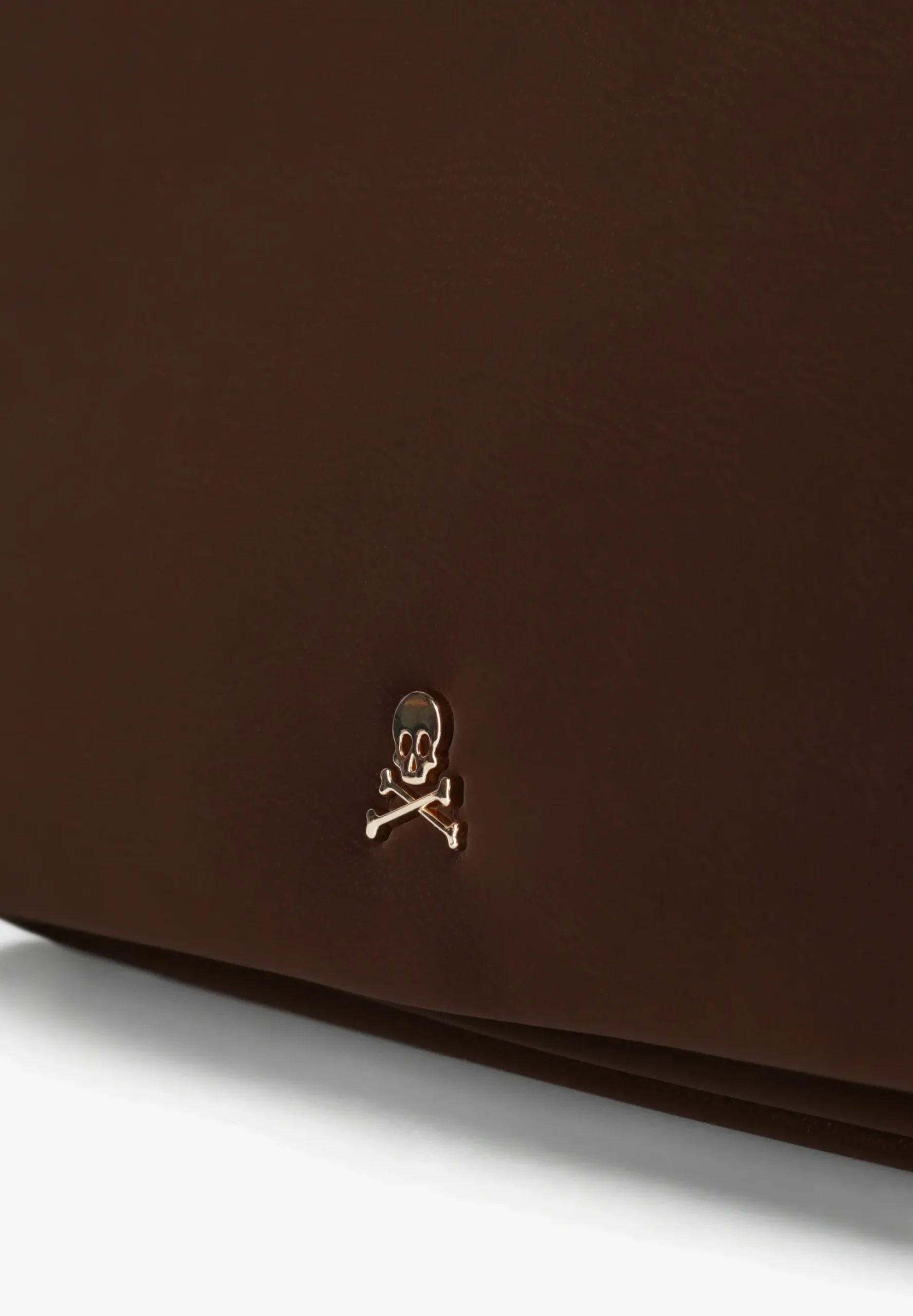 BOLSO DE HOMBRO CON CADENA