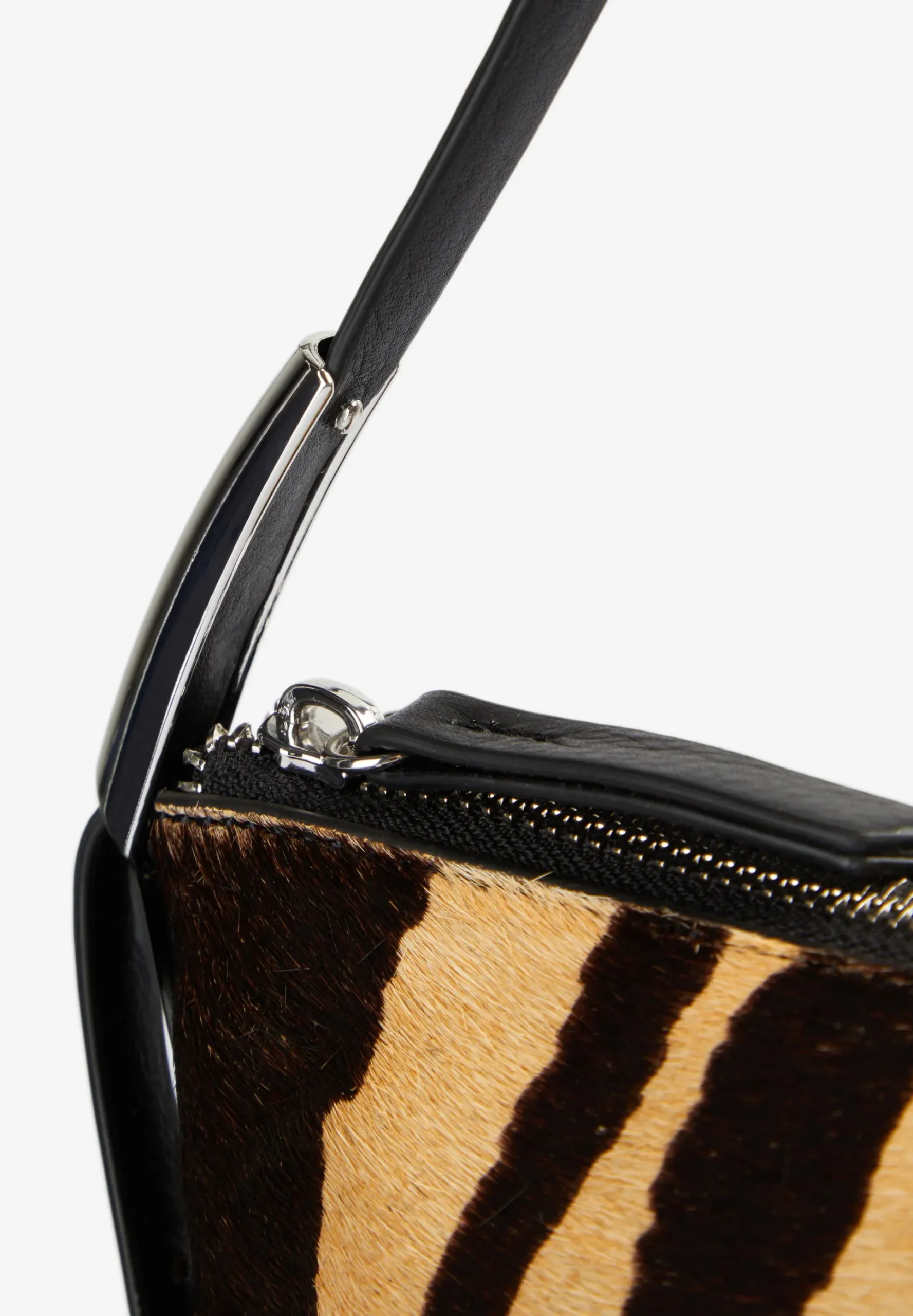 BOLSO DE HOMBRO PIEL DETALLE ASA
