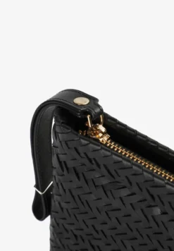 BOLSO DE MANO TRENZADO