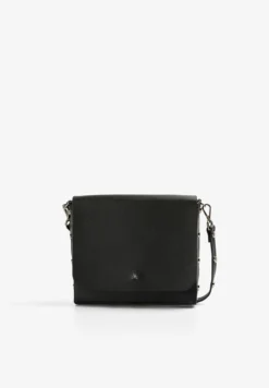 BOLSO DE PIEL CON APLIQUES