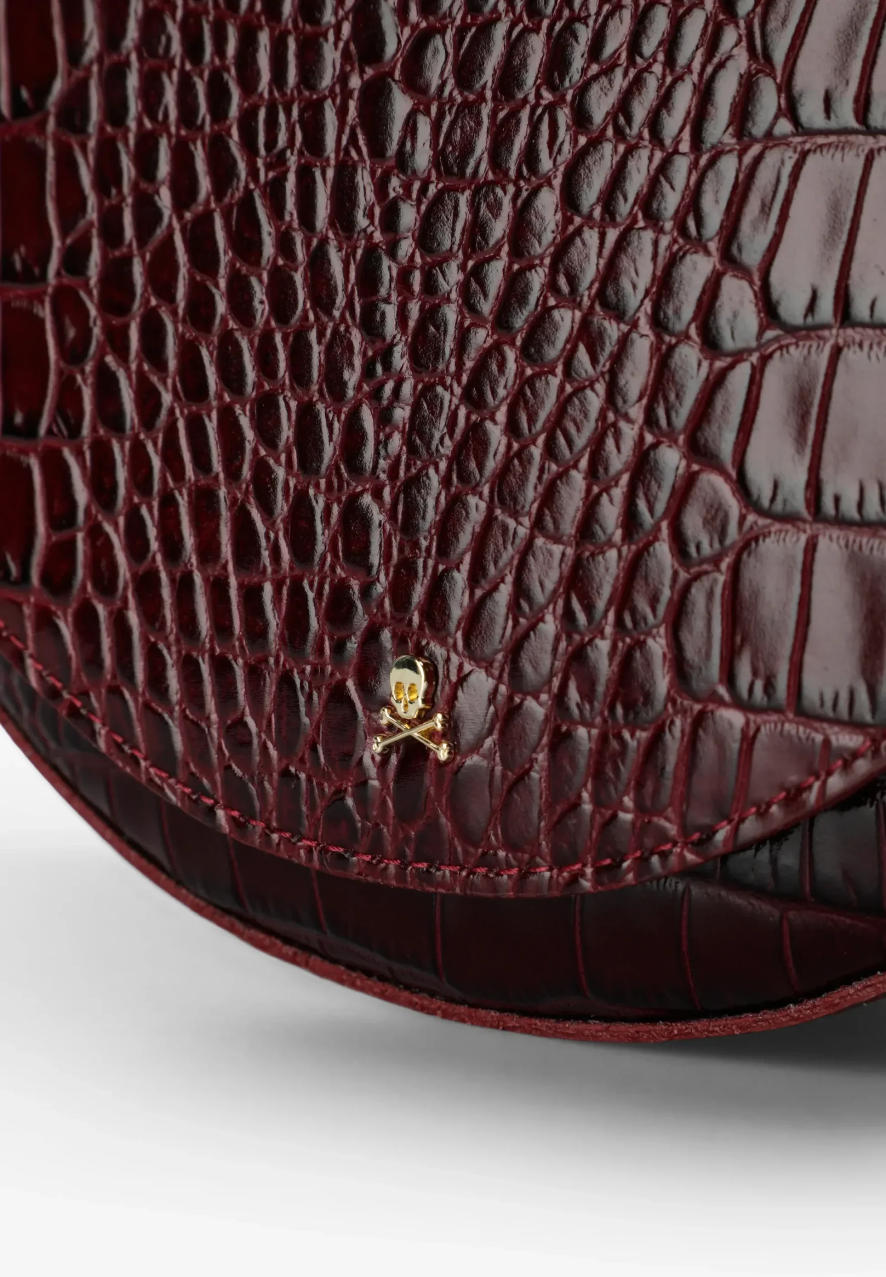 BOLSO DE PIEL GRABADO COCODRILO