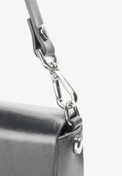 BOLSO MINI PIEL CON SOLAPA