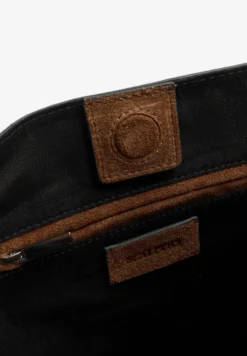 BOLSO SERRAJE STUDS