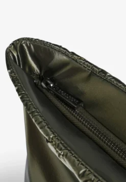 BOLSO SHOPPER ACOLCHADO DE NYLON
