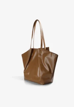 BOLSO SHOPPER ESTRUCTURADO TACHAS