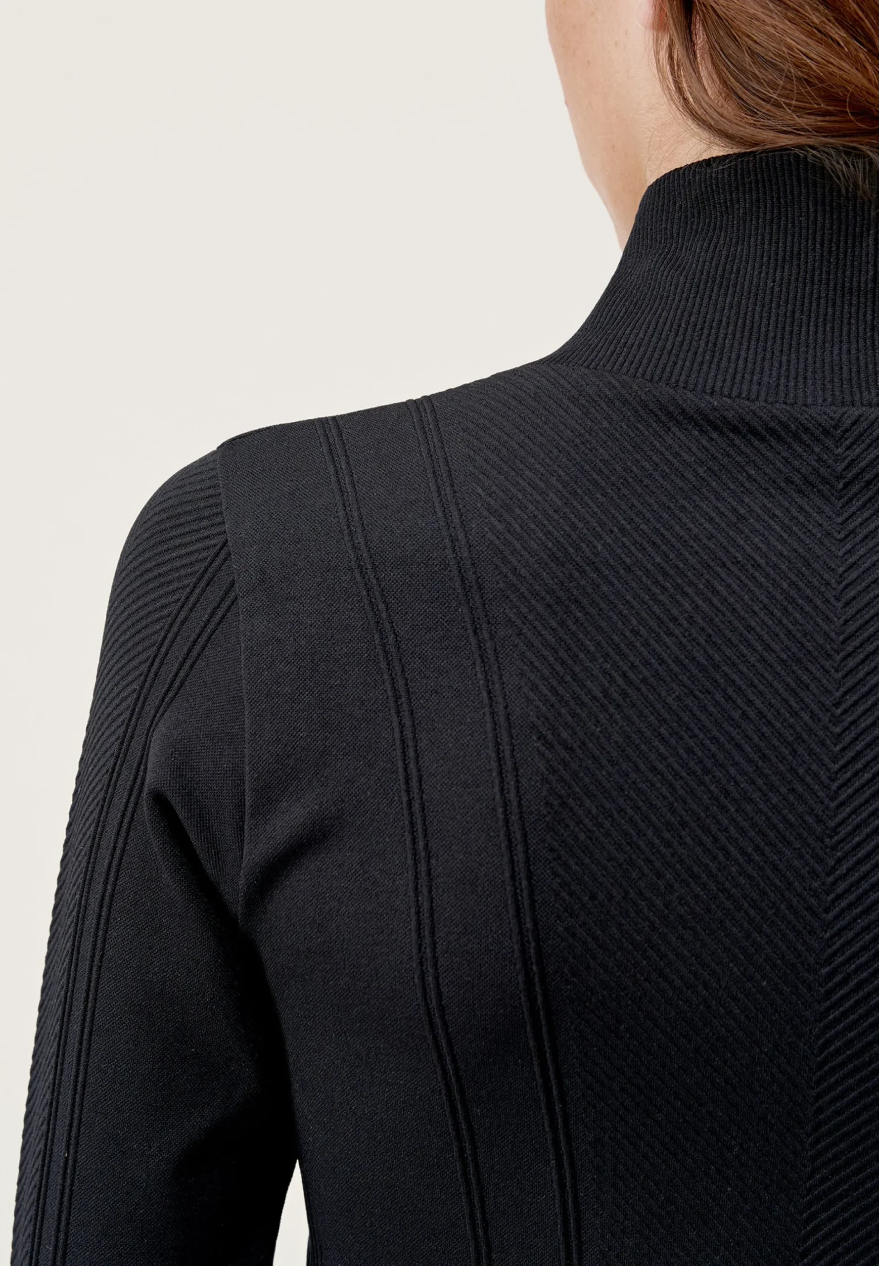 BORN LIVING YOGA | CHAQUETA DEPORTIVA INDIA
