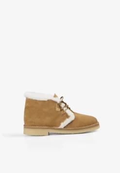 BOTAS ANTE CORDONES