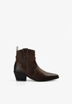 BOTAS BAJAS COWBOY PIEL