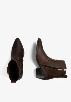 BOTAS BAJAS COWBOY PIEL
