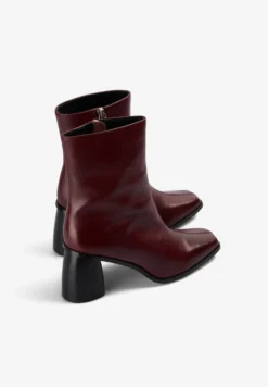 BOTAS TACÓN CONTRASTE