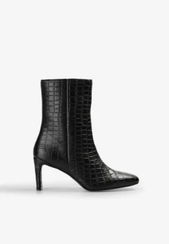 BOTAS TACÓN PIEL