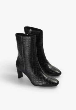 BOTAS TACÓN PIEL