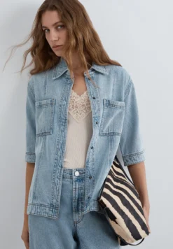CAMISA DENIM BOLSILLOS