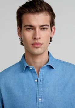 CAMISA DENIM BÁSICA