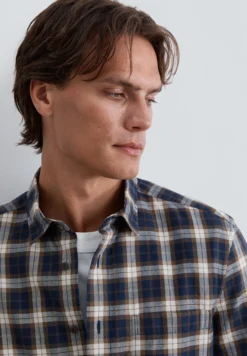 CAMISA ESTAMPADA CUADROS
