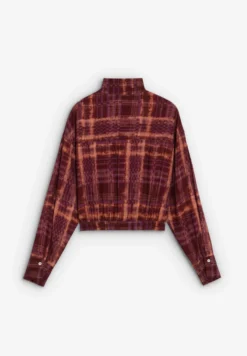 CAMISA ESTAMPADA CUELLO ALTO
