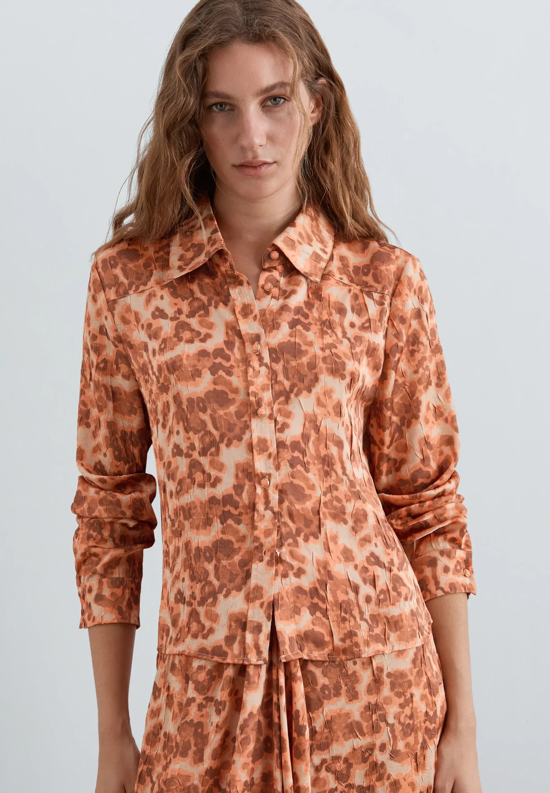 CAMISA ESTAMPADO ANIMAL PRINT