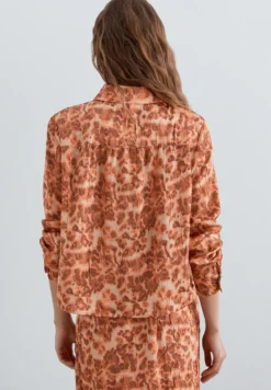 CAMISA ESTAMPADO ANIMAL PRINT