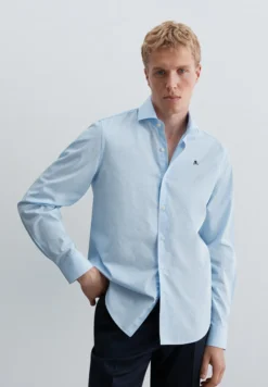 CAMISA MICROCUADRO CUELLO CUTAWAY