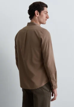 CAMISA OXFORD CON BOLSILLO