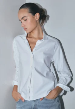 CAMISA OXFORD CUELLO BOTONES