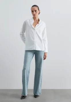 CAMISA OXFORD CUELLO BOTONES