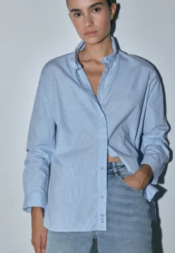 CAMISA OXFORD CUELLO BOTONES