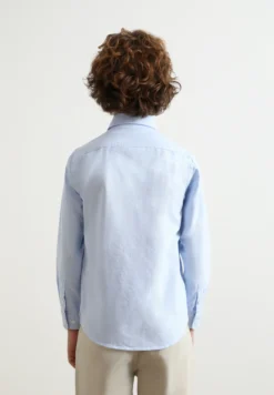 CAMISA OXFORD CUELLO BOTONES