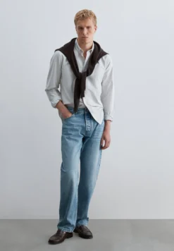 CAMISA OXFORD DE RAYAS