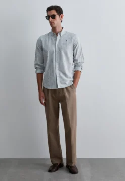 CAMISA OXFORD DE RAYAS