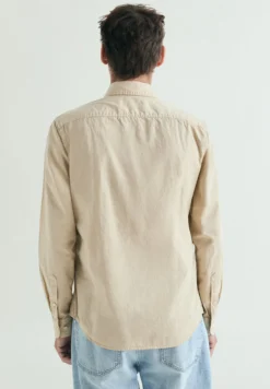 CAMISA REGULAR FIT BORDADA