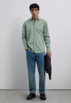 CAMISA REGULAR FIT BORDADA