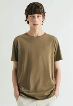 CAMISETA BORDADA REGULAR FIT